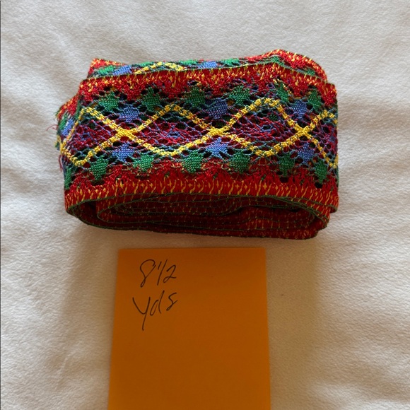 Crocheted lace - Picture 3 of 5